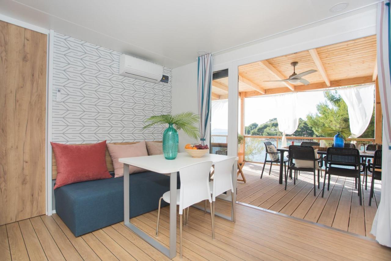 Appartement Mara'S Coast - Amelia à Pakoštane Extérieur photo