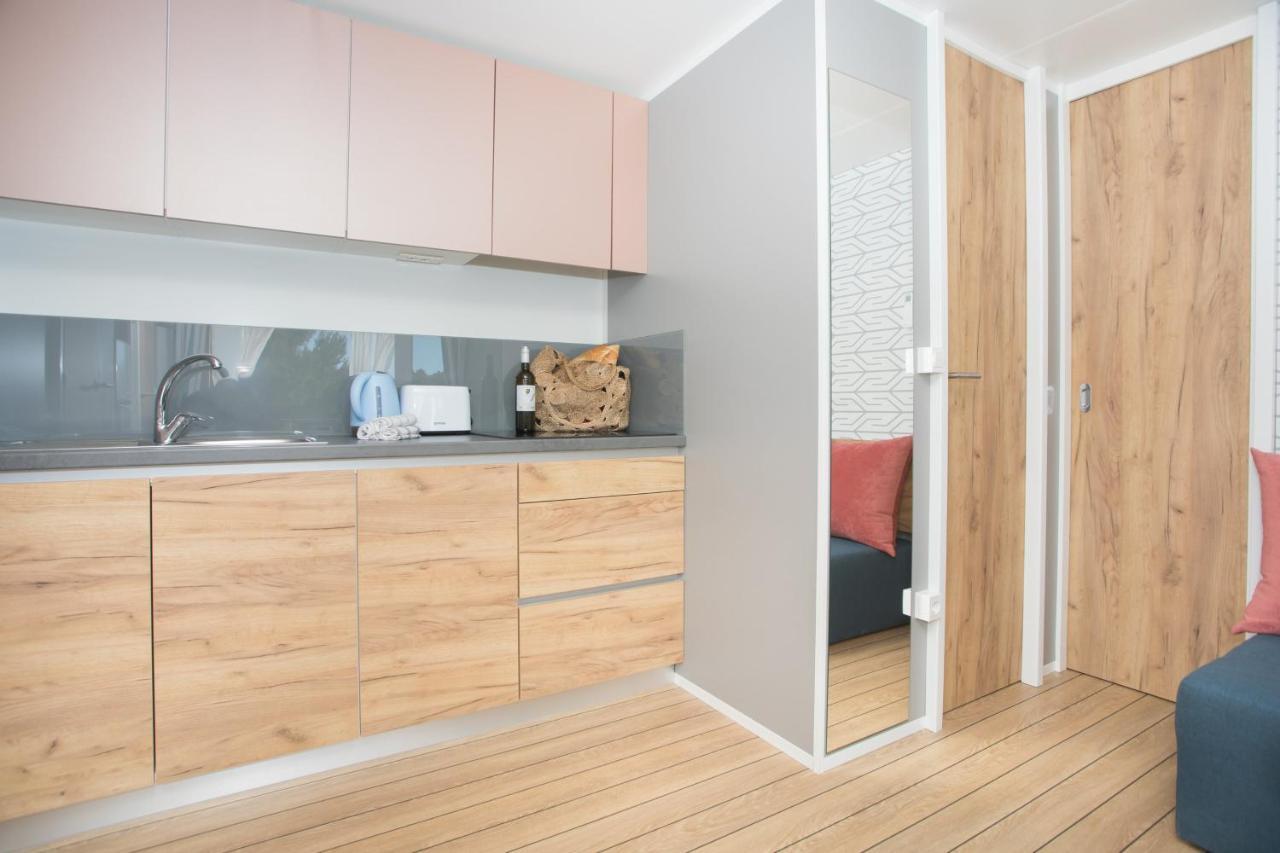 Appartement Mara'S Coast - Amelia à Pakoštane Extérieur photo