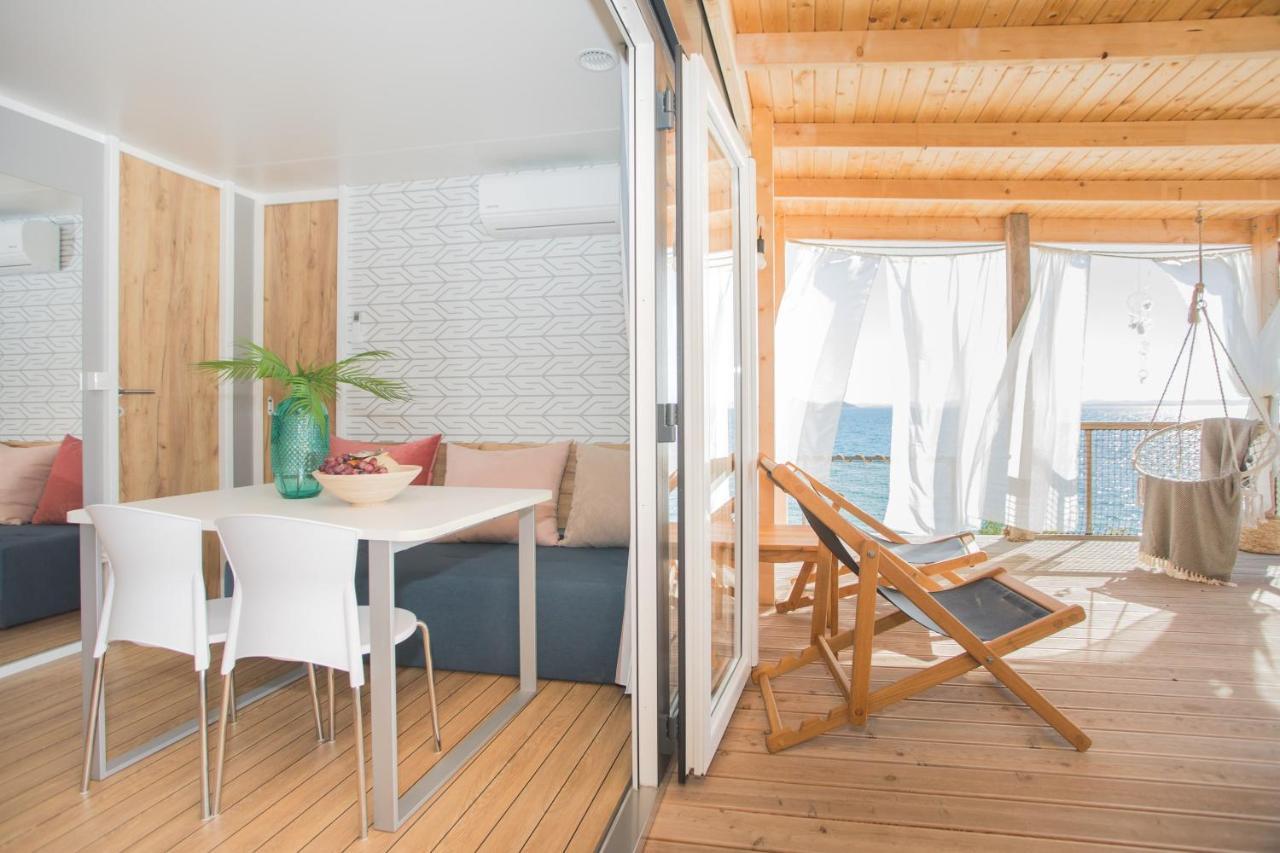 Appartement Mara'S Coast - Amelia à Pakoštane Extérieur photo